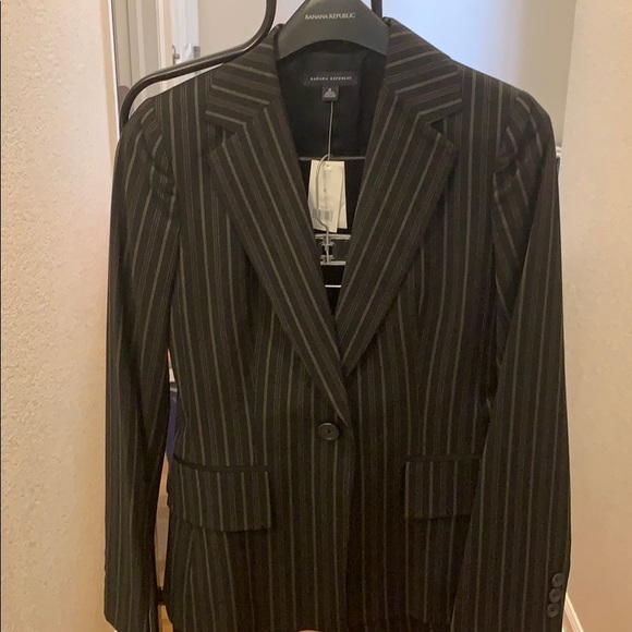 Banana Republic Suit - Picture 2 of 4